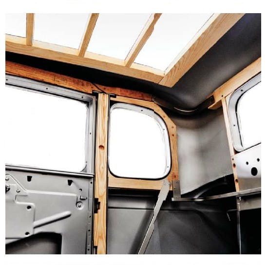 United Pacific B20043CR 1932 Ford 5-Window Quarter Garnish Molding, LH