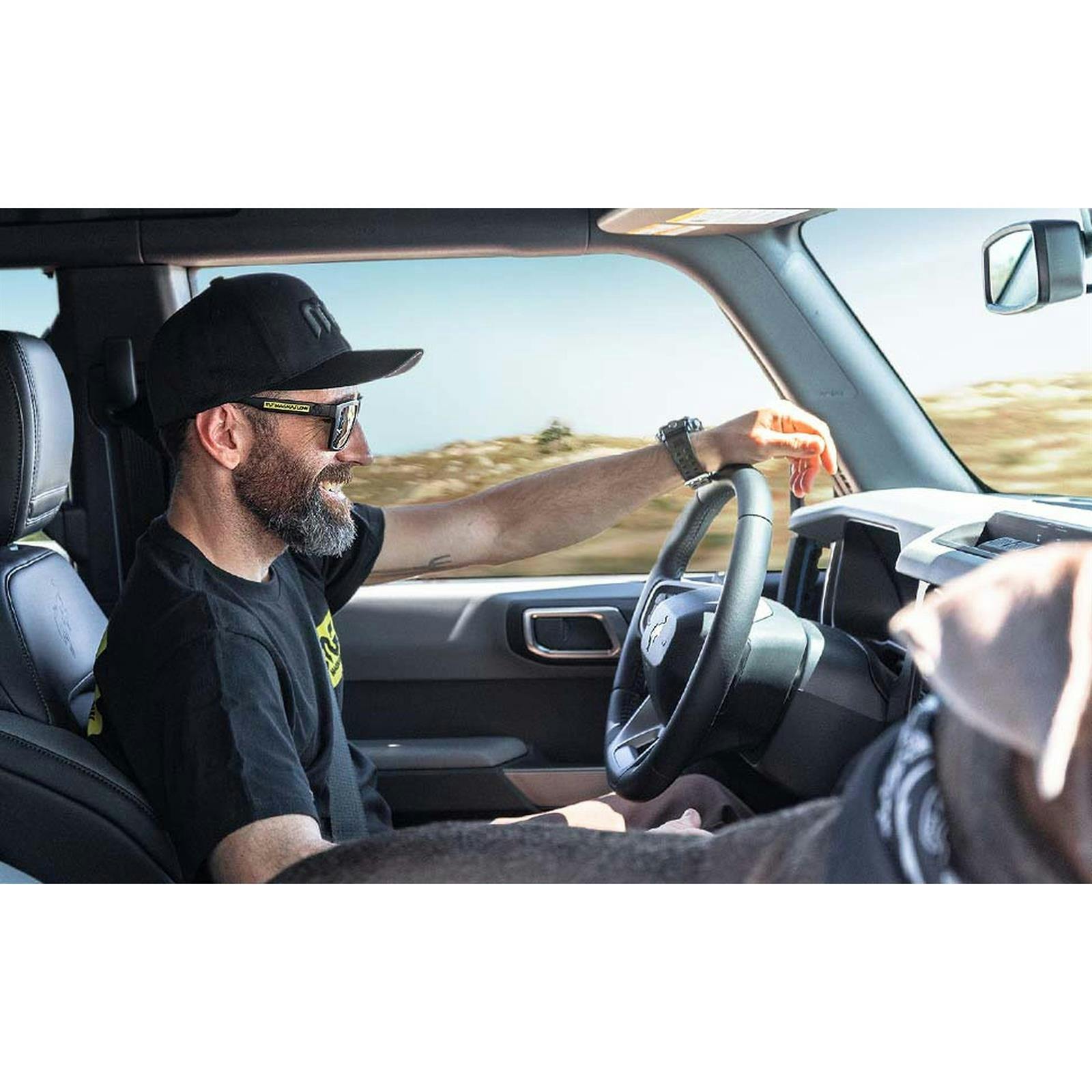 MagnaFlow 13135 3.5x22 Inch Red Glasspack Performance Muffler