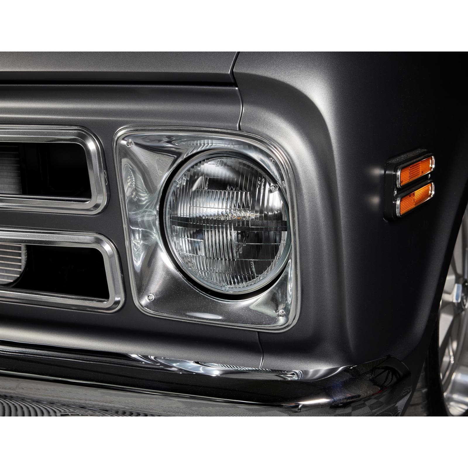 7-Inch H6024 Sealed Beam Headlight LED Conversion, 6500K white