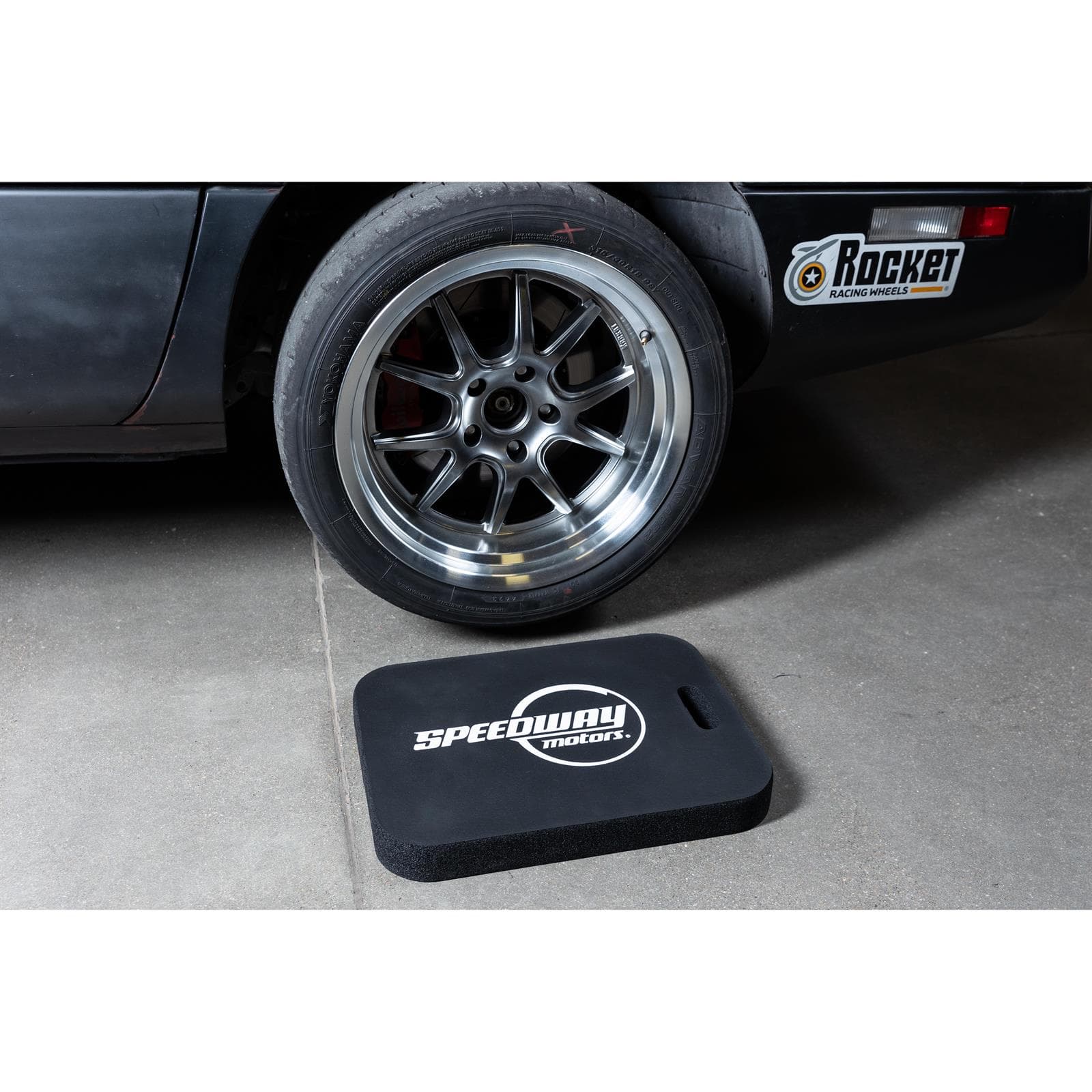 Foam Work Mat/Kneeling Pad/Racing Pit Mat With Handle, 15x20x2