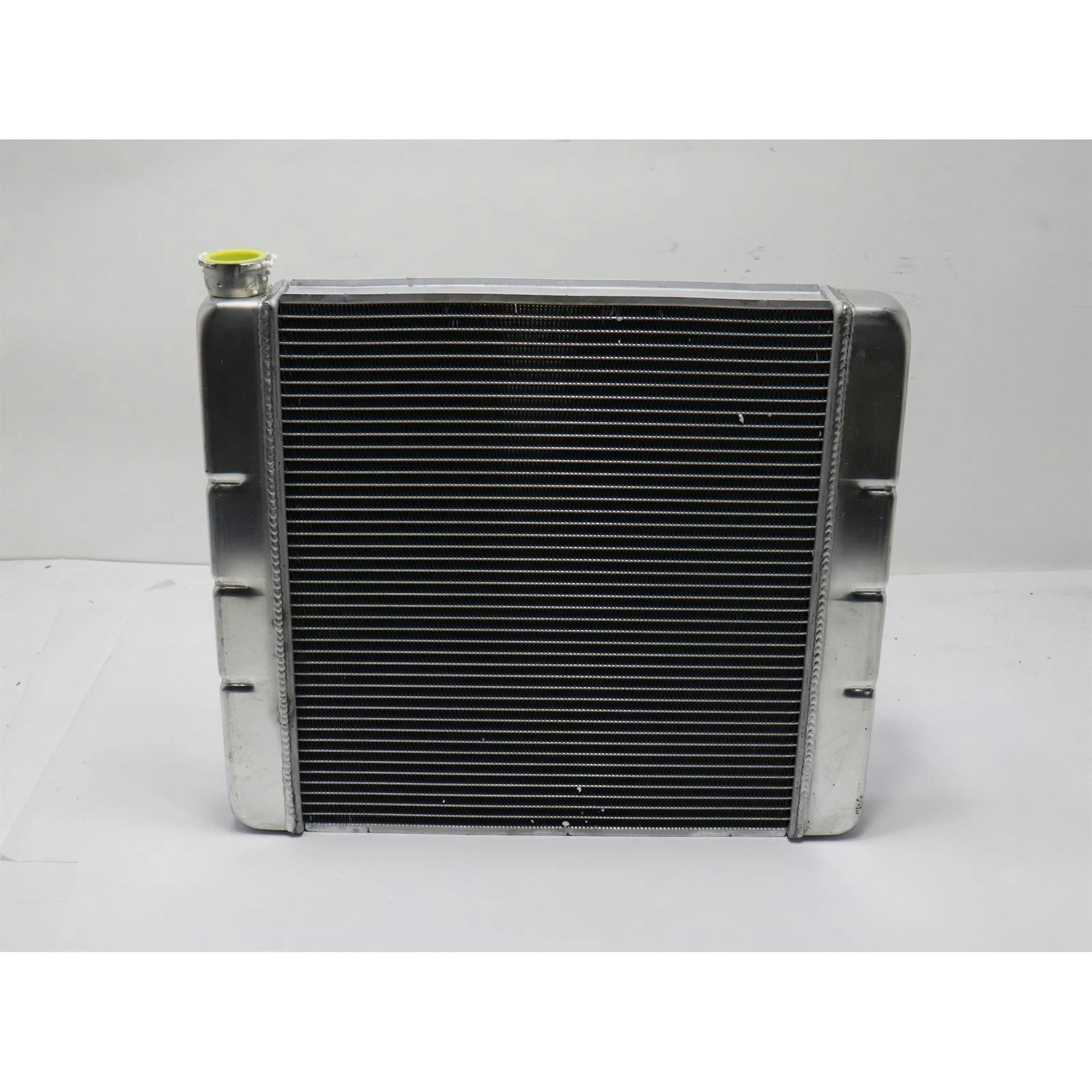 Speedway Chevy SBC/BBC Universal Aluminum Radiator, 22 Inch Wide